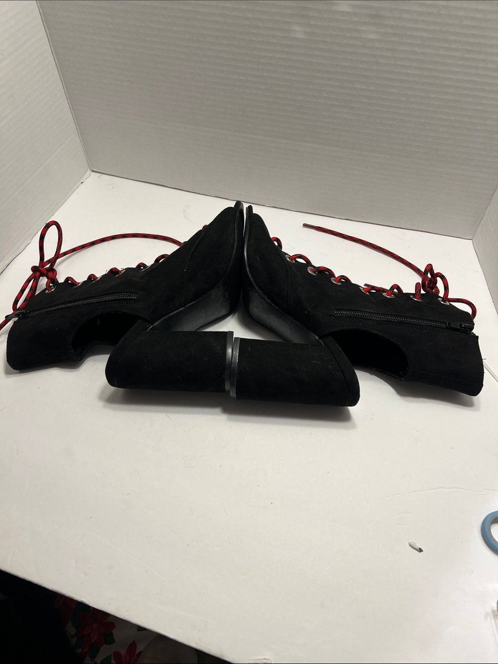 Forever 21 Black Peep Toe Lace-Up Ankle Boots with Red Laces - Picture 3 of 7